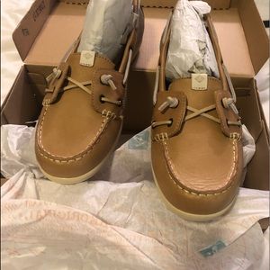 BRAND NEW WOMENS SPERRYS